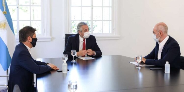 El Gobierno Nacional convocó a la Ciudad y la Provincia de Buenos Aires para una reunión de urgencia por el avance de la segunda ola de contagios