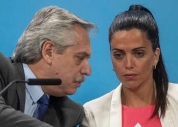 “Falló la logística de la Ciudad” en el operativo de vacunación