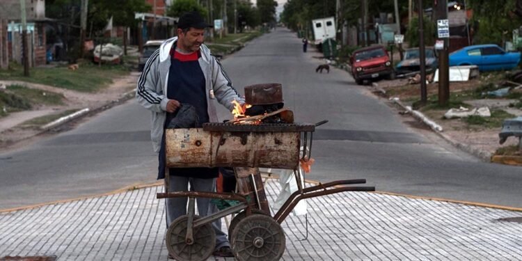 La pandemia amplió la brecha entre ricos y pobres en Latinoamérica