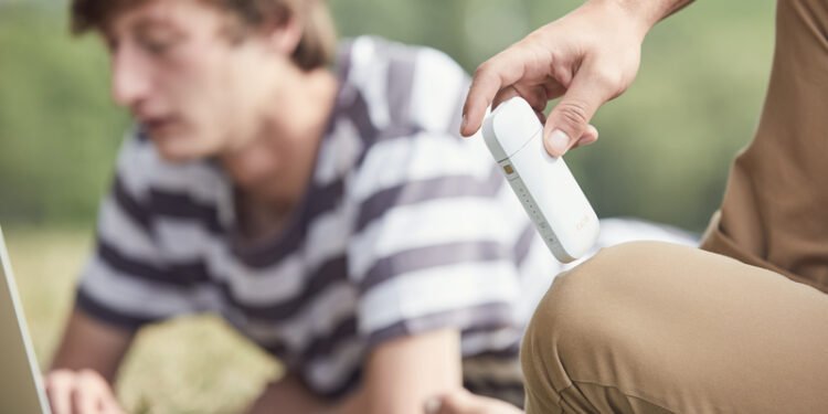 Encuesta global presenta resultados sobre el interés de conocer alternativas a los cigarrillos