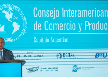 Manzur: “Vamos a buscar por todos los medios un acuerdo con el FMI”