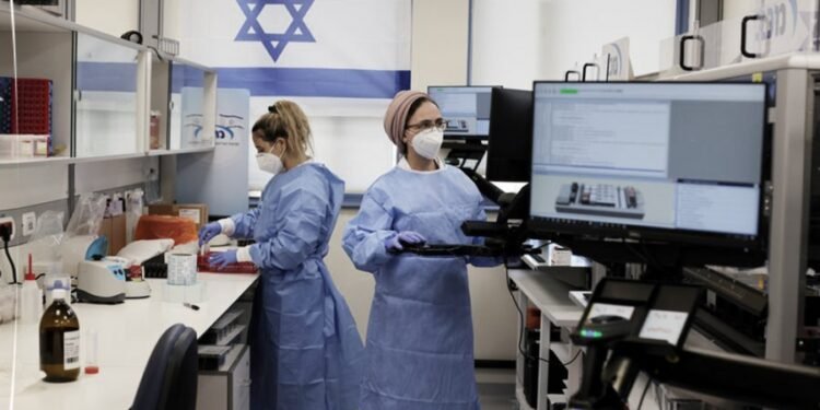 Israel sumó a EEUU, Portugal y ocho países más a la lista “roja” por alza en casos