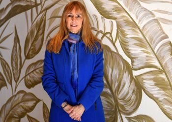 Advierten que “hay que seguir vacunándose” y evalúan el pase sanitario para el fútbol