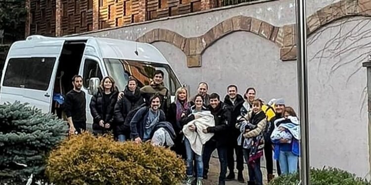 Hay 32 argentinos que lograron salir de Ucrania