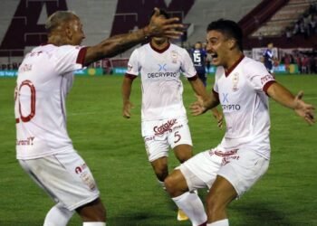 Huracán le ganó a Vélez con dos goles en dos minutos
