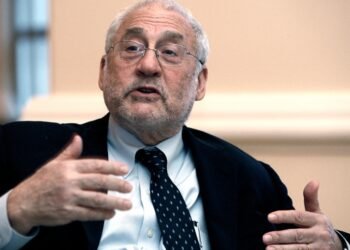 Stiglitz: “El acuerdo con el FMI no estrangulará a la Argentina y le permitirá seguir creciendo”