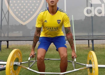 Dos clubes brasileños buscan a Agustín Almendra: la postura que tomó la dirigencia de Boca