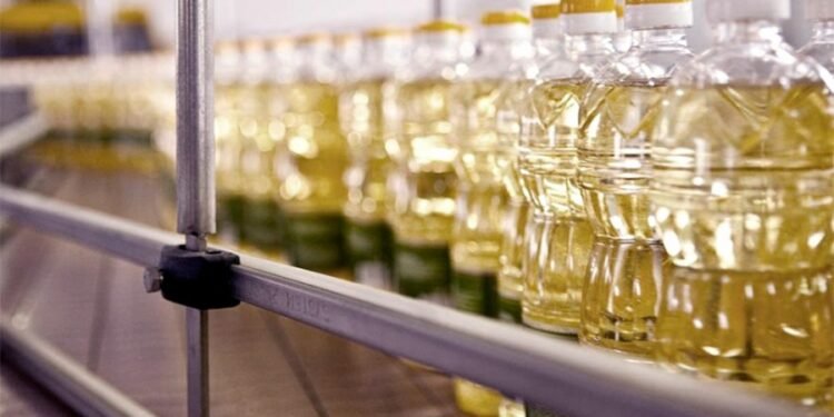 Cada litro de aceite descartado en los desagües contamina hasta 1.000 litros de agua