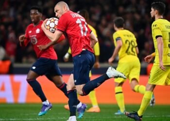 Chelsea le ganó como visitante al Lille y clasificó a la siguiente fase