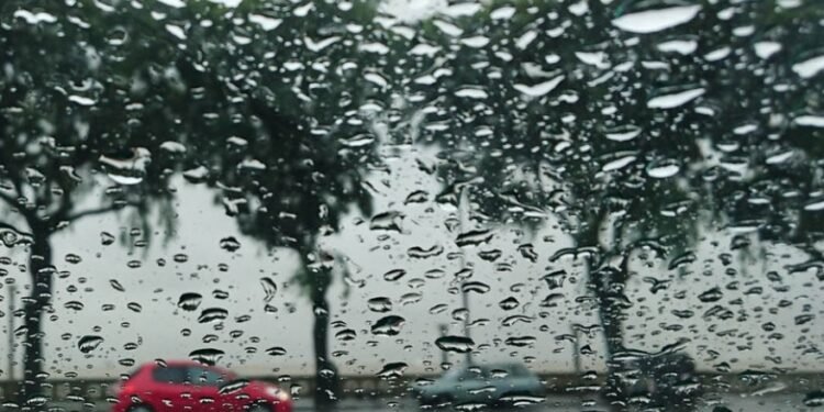 Viernes lluvioso y fresco, con una máxima de 20 grados