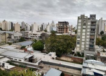 Viernes inestable, con lloviznas y máxima de 19 grados