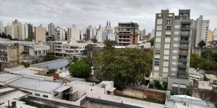 Viernes inestable, con lloviznas y máxima de 19 grados