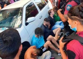 Indagan a los seis acusados de abusar sexualmente a una joven en Palermo