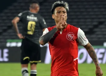 Sorpresa: Racing se comunicó con una figura de Independiente con intención de contratarlo en junio