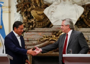 Crisis política: Alberto Fernández elige el silencio y la gestión como única respuesta ante las críticas de Cristina Kirchner