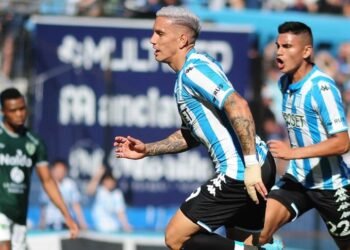 Racing goleó a Sarmiento y afianzó su liderazgo en la Copa Liga Profesional