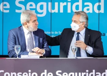 Aníbal Fernández desafió a Cristina Kirchner: “Que se presente y compita en las elecciones”
