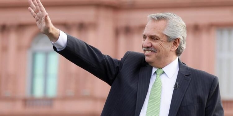 El Presidente viaja a San Juan para un acto de entrega de viviendas