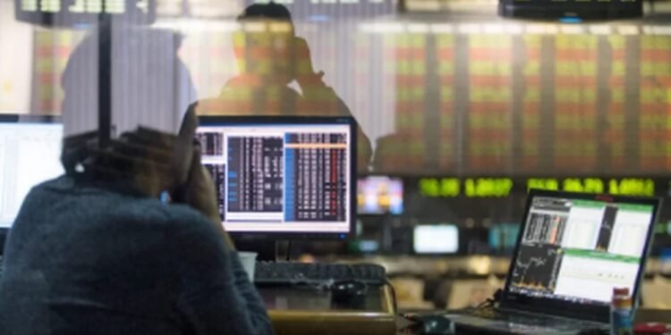 Mercados: la Bolsa argentina tocó un nuevo récord, con el empuje de YPF