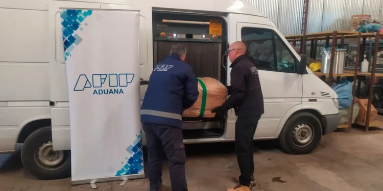 Las exportaciones a través del dólar soja dispararon un 118% la recaudación tributaria de septiembre