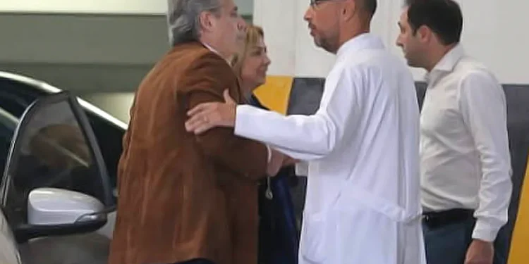 La salud del Presidente: el traslado en ambulancia, el protocolo alterado y un diagnóstico que preocupó a la comitiva