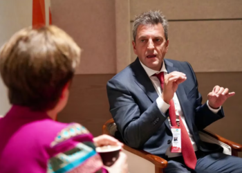 El Gobierno y el FMI se preparan para anunciar los últimos cambios al plan económico