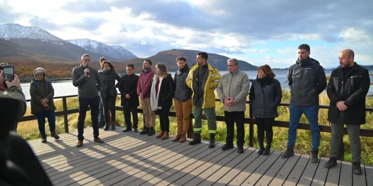 Turismo de naturaleza: inauguración de obras en el Parque Nacional Tierra del Fuego