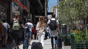 Abril finalizó con más turistas extranjeros que en la prepandemia