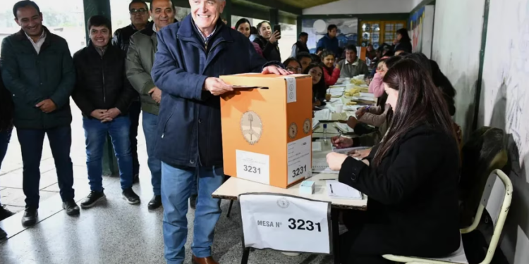 Elecciones en Tucumán: quién es Osvaldo Jaldo, el gobernador electo de Tucumán