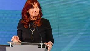 Ruta del dinero k: la Cámara Federal revocó el sobreseimiento de Cristina Kirchner y ordenó seguir investigándola