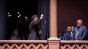 La nueva derecha mira a Javier Milei: surgen grupos libertarios en la región y en Europa buscan la unidad