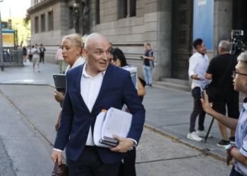 Ley ómnibus: el oficialismo convocó la sesión para el miércoles luego de que el Gobierno otorgara más concesiones a la oposición dialoguista