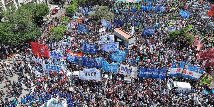 Paro de la CGT del miércoles 24 de enero: cómo funcionará el transporte público