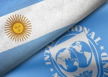 El FMI proyectó una caída en la economía argentina del 2,8%