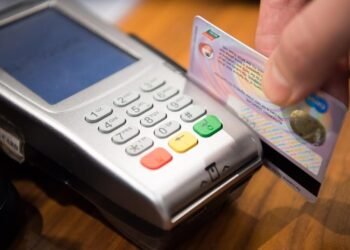 Pagos con tarjeta de crédito y débito: el Gobierno presentará un proyecto para evitar fraudes