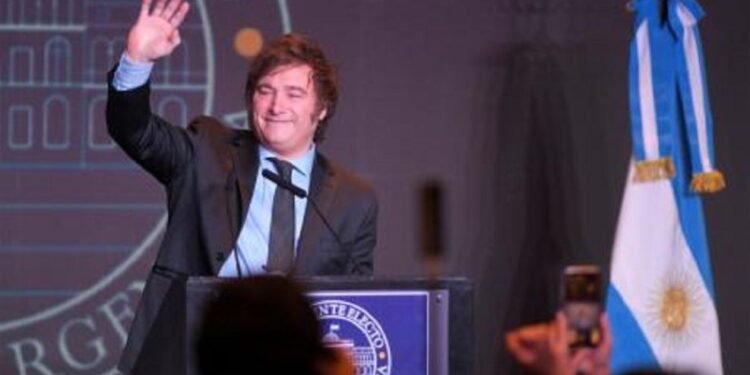 Milei declaró que sostendrá el plan económico con el fin de evitar la hiperinflación