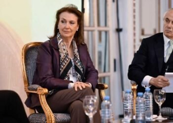 Malvinas: la embajadora británica fue citada a la Cancillería