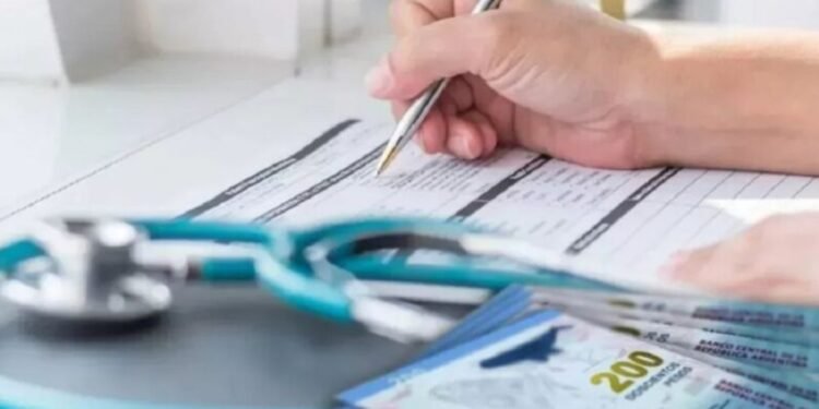 Aumentarán las prepagas en abril