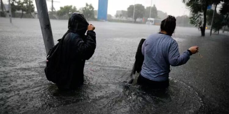 Diluvio en Buenos Aires: más de 70 mil usuarios sin luz en el AMBA