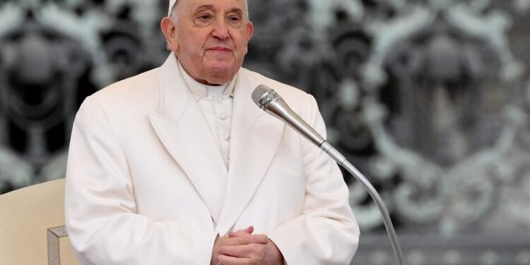 Polémico texto del Vaticano aprobado por el papa Francisco