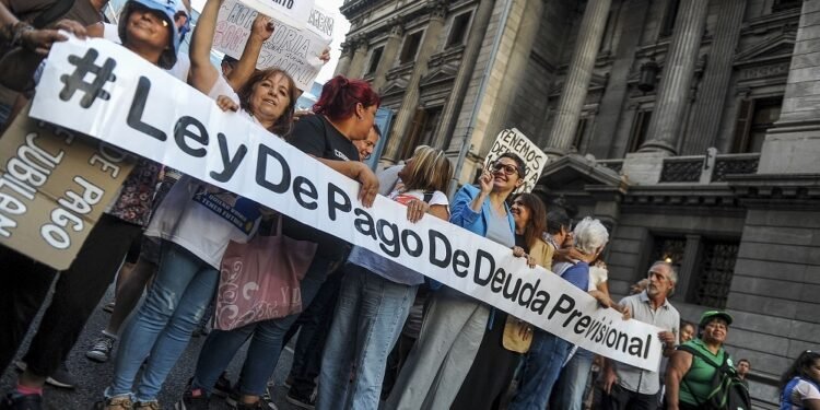 El Gobierno quiere derogar la moratoria jubilatoria