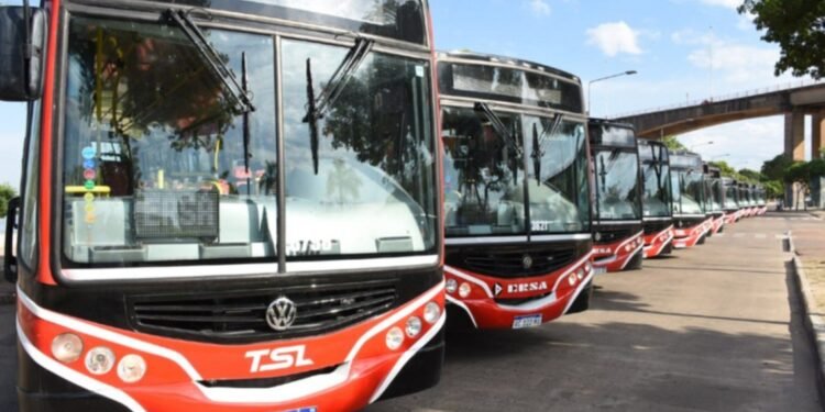 Paro de colectivos en el AMBA: la UTA define si habrá medida de fuerza este lunes