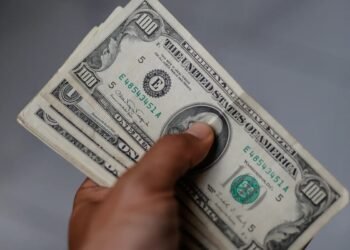 Tras el salto del dólar libre, ¿qué esperan los analistas para esta semana?