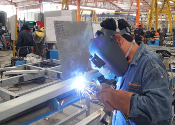 Los datos de actividad de marzo indican que la Argentina entró en recesión técnica