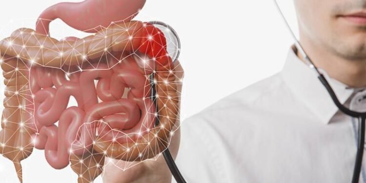 Cáncer de colon: expertos piden a los menores de 50 años informarse para acceder a una detección temprana