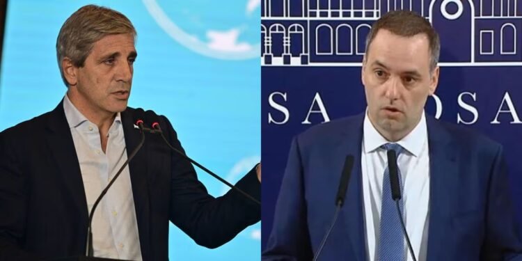 El Gobierno minimizó la suba del dólar blue y cuestionó a quienes reclaman una devaluación