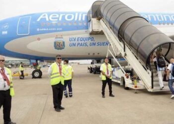 Por decreto, el Gobierno puso en marcha la desregulación del sector aerocomercial: cuáles son los cambios