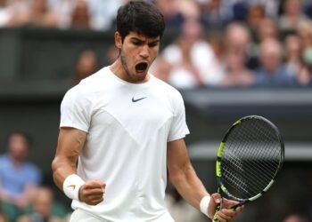 Carlos Alcaraz venció a Daniil Medvedev y pasó a la final de Wimbledon 2024