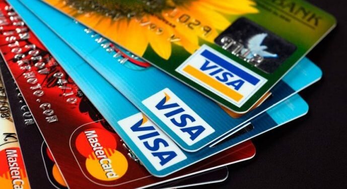 Crece el uso de tarjetas de crédito, entre los gastos que mas se usaron se encuentran el de Entretenimiento con un 22% de alza y las compras en Supermercados con un 8%