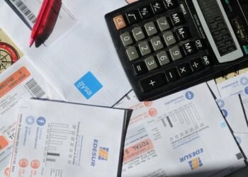 La suba de tarifas impactó en el presupuesto familiar: en un año, el gasto en servicios se quintuplicó